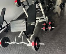 Bench and weights set
