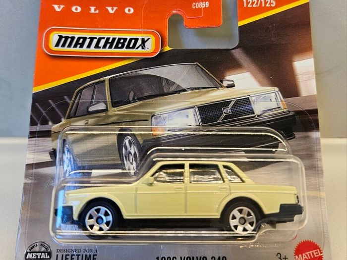 Volvo 240 1986 Matchbox