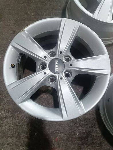 Bmw Alloy wheels 16 inch full set