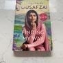 Malala Yousafzai Auto Biography Bundle Image 4