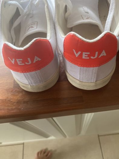 Veja womens