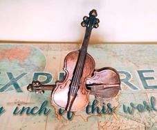 Vintage Andrea by Sadek Brass Violin Wall Hooks (Pair)