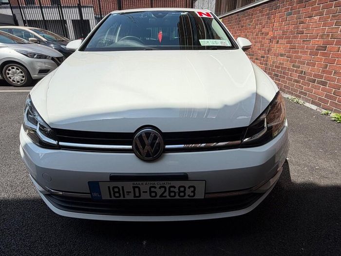 Volkswagen Golf 2018 COMFORTLINE 1.2 Petrol TSI