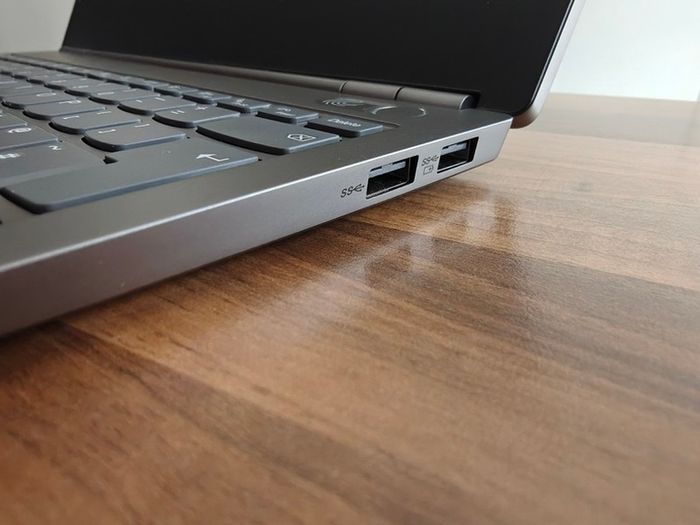 Lenovo Thinkbook 13s | i5 | 8GB | 256GB | 13.3" FHD | Win11