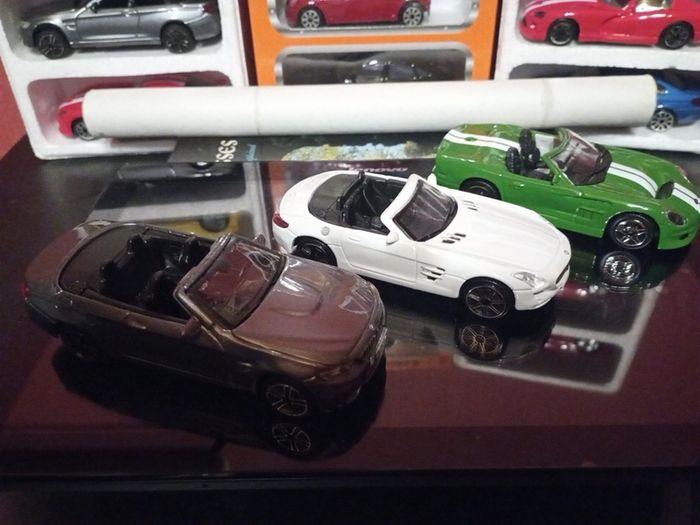5 Diecast Models - ROADSTERS