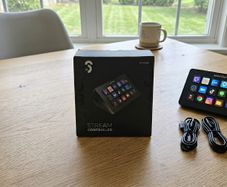 SOOMFON Stream Controller with 15 Macro Keys & Dashboard