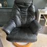 black leather chair Image 3