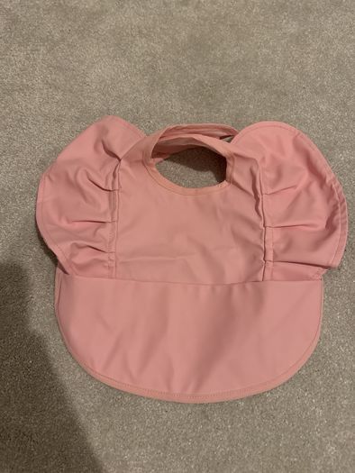 Snuggle Hunny bib -new