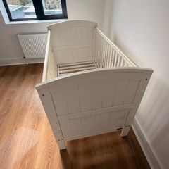 Mamas & Papas cot