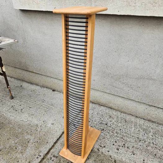 cd/dvd stand