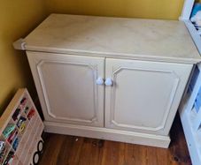 bedroom lockers and matching side press