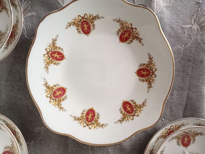 Royal Tara "Cupid" tea set