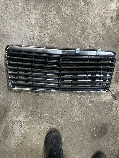 Mercedes Face Lift Front Grill New