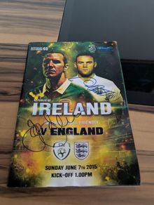Wayne Rooney John O Shea signed Ireland v England 2015 programme