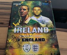 Wayne Rooney John O Shea signed Ireland v England 2015 programme