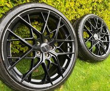 2x R19 Alloy Wheels 5x114.3 Gloss Black Sport Style