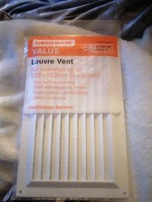 louvre vent