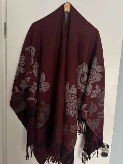 Ladies Shawl