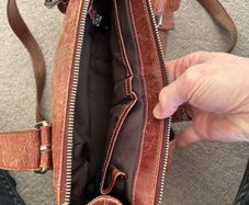 Kenneth Cole shoulder bag - burgundy colour