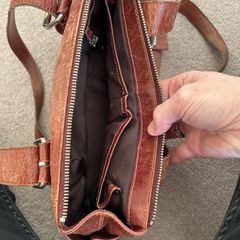 Kenneth Cole shoulder bag - burgundy colour