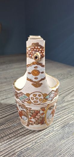 Japanese Satsuma Meiji Porcelain