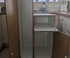FREE Small mobile Wardrobe/locker