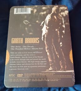 Garth Brooks The Entertainer