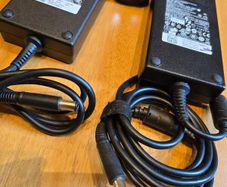Charger  Dell (original) 180w,