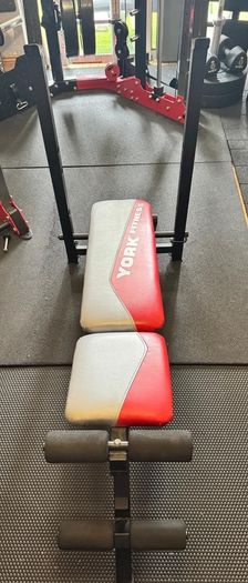 York Adjustable Weights Bench