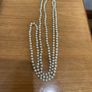 costume pearl necklace Image 2