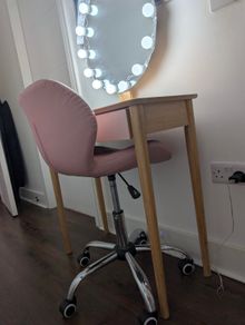 dressing table