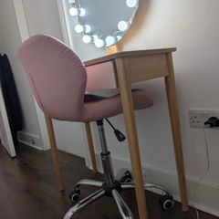 dressing table