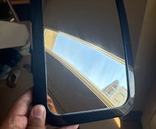 Large car seat mirrors ( 2 units )