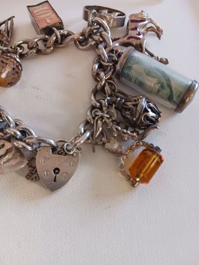 charm bracelet vintage