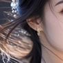 earrings Image 3