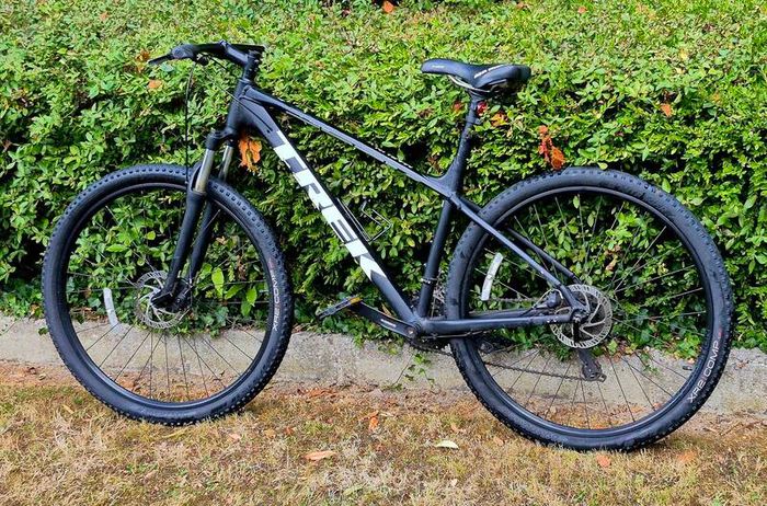 Trek Marlin 4 XL 29" wheels