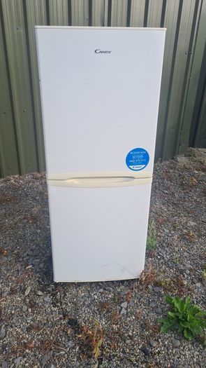 Fridge/ Freezer