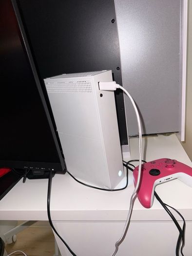 Xbox series s and Philips curved gaming monitor