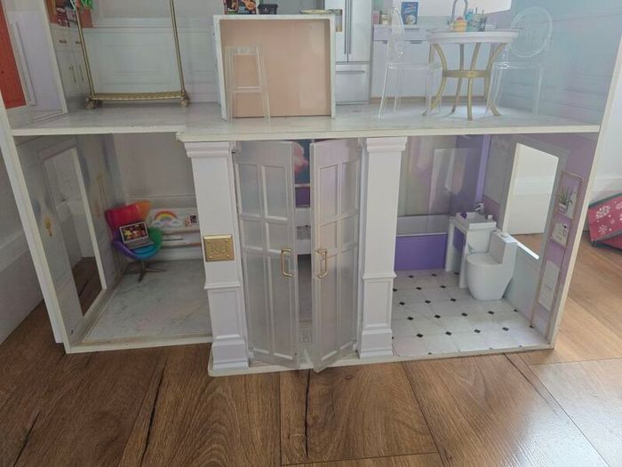 Rainbow High Doll House
