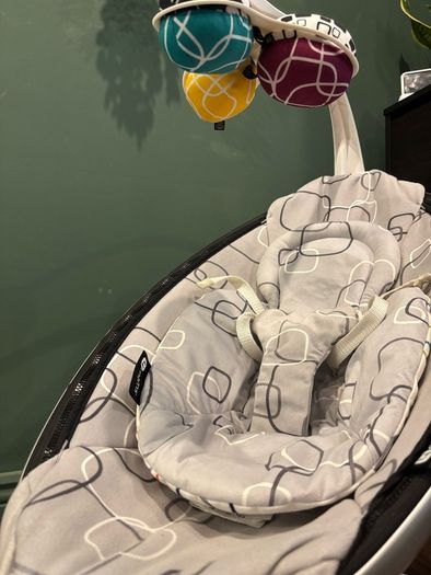 mamaroo swing