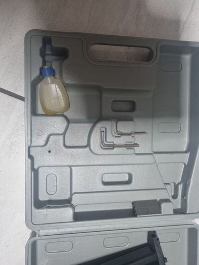 Air power staple gun