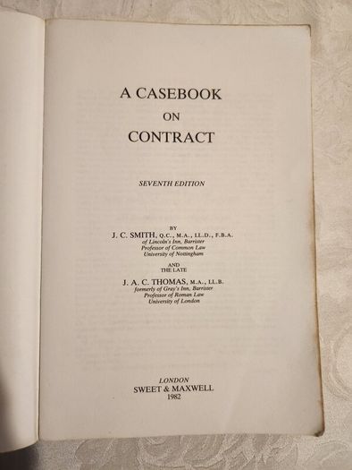 A Casebook On Contract Law. J.C.Smith & J. A. C. Thomas. 7th Edition  Large Volume Paperback In Good Condition. See Photos For Same.