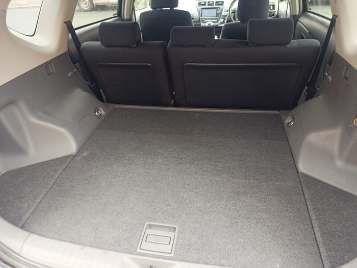 2014 Toyota Prius Alpha 1.8 Petrol Self Charging Hybrid