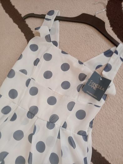 womens dress size M/L