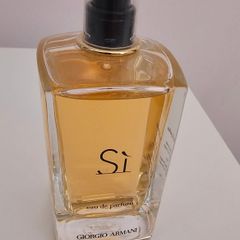 Armani Si