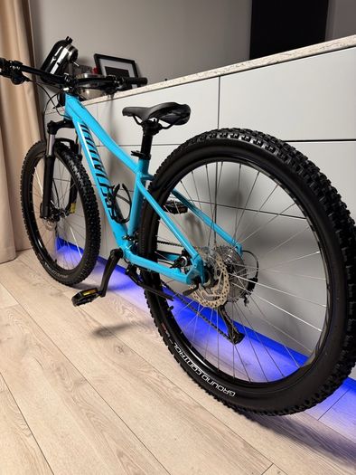 Specialized Pitch Hardtail Bike (Like New)