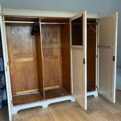 FREE Vintage solid-wood wardrobe
