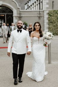 Wedding dress