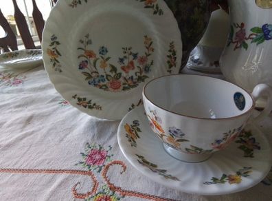 Aynsley Cottage Garden Trio