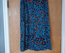 Dunnes  Stores  Gallery  Skirt.  S.14.     B.N.W.T.